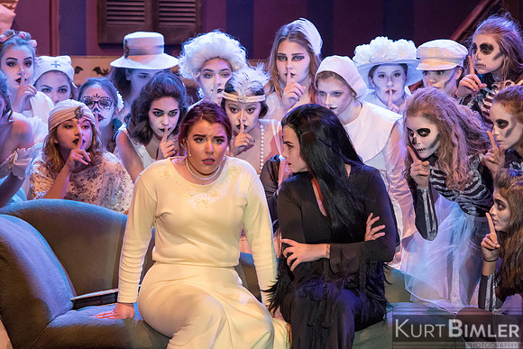 AddamsFamilyPerf-096