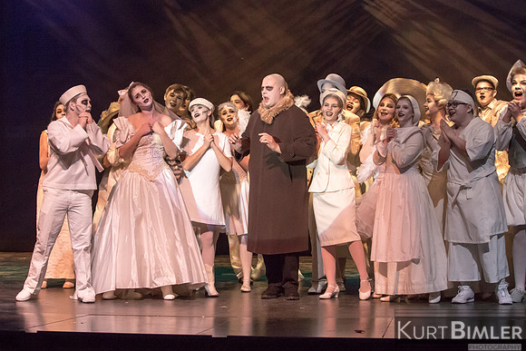 AddamsFamilyPerf-055