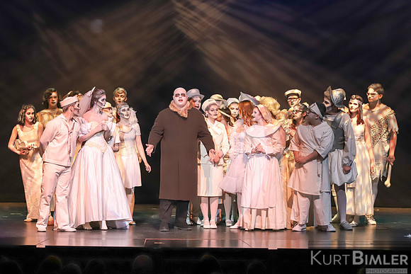 AddamsFamilyPerf-059