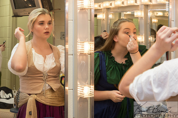 Hunchback-Backstage-9K6A2178-040