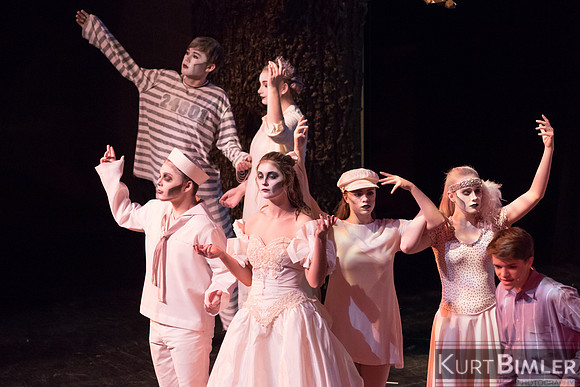 AddamsFamilyPerf-060