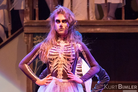 AddamsFamilyPerf-089