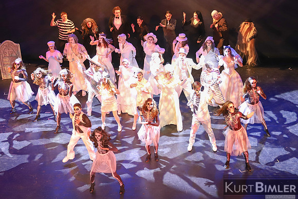 AddamsFamilyPerf-009