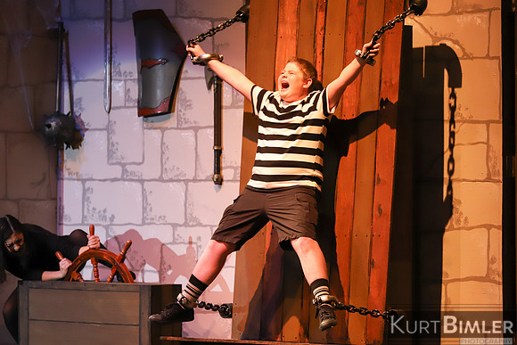 AddamsFamilyPerf-042