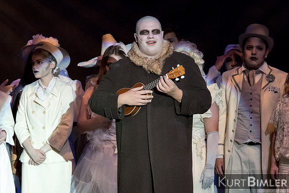 AddamsFamilyPerf-015