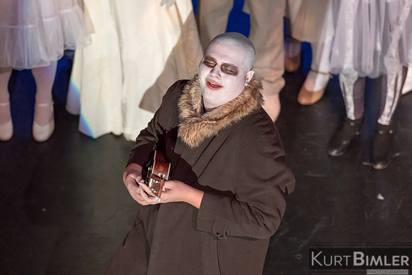 AddamsFamilyPerf-016