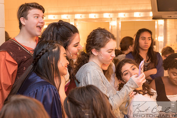 Hunchback-Backstage-9K6A3047-067