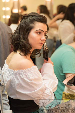 Hunchback-Backstage-9K6A1428-002