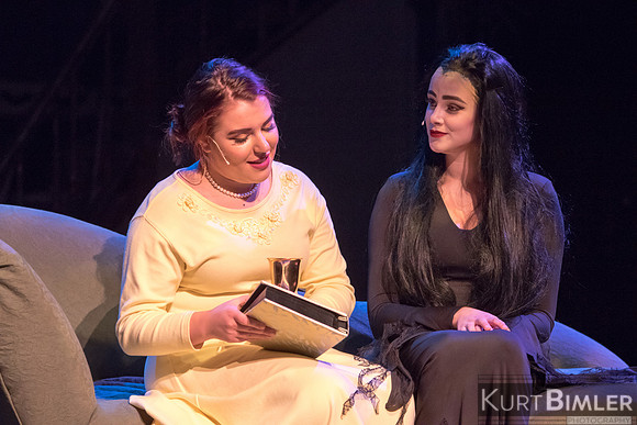 AddamsFamilyPerf-087
