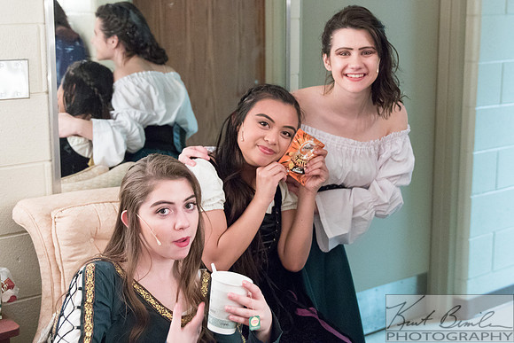 Hunchback-Backstage-9K6A3021-054