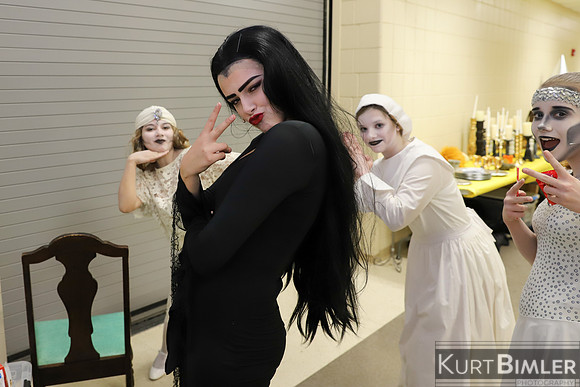 AddamsFamilyBack-070