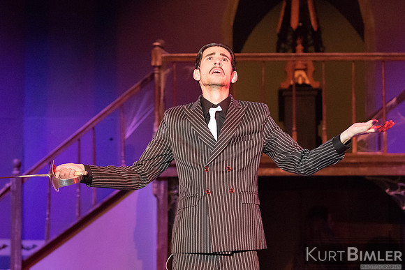 AddamsFamilyPerf-030