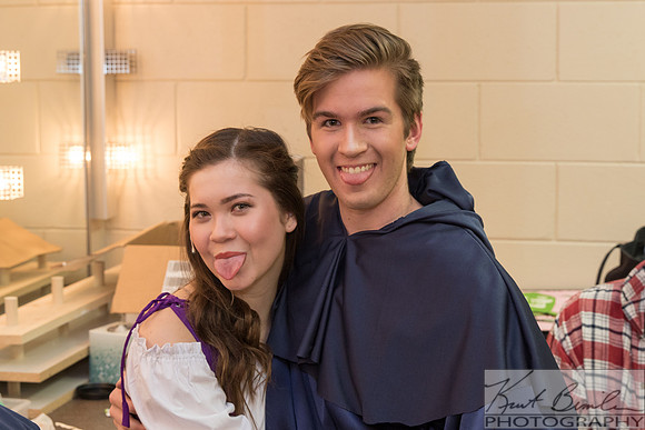 Hunchback-Backstage-9K6A1460-010