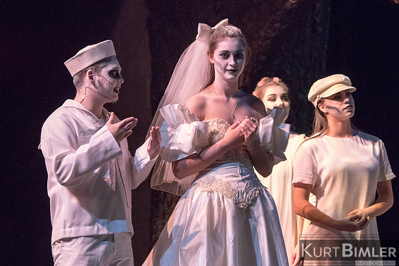 AddamsFamilyPerf-053