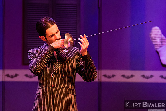 AddamsFamilyPerf-021