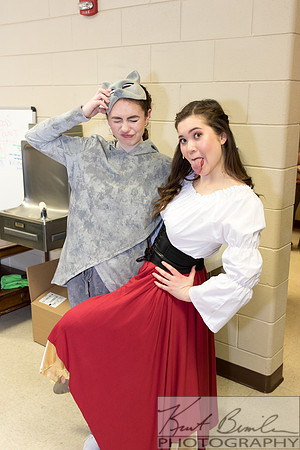 Hunchback-Backstage-9K6A2005-032